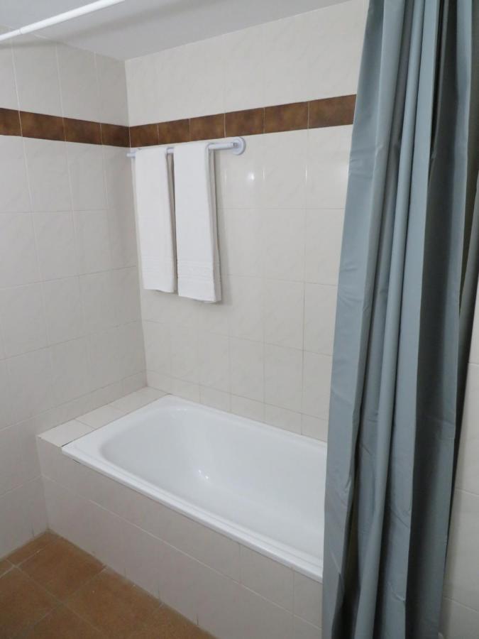 Meson La Lonja Hotel Herbes Ngoại thất bức ảnh